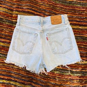 Levi’s Wedgie Short